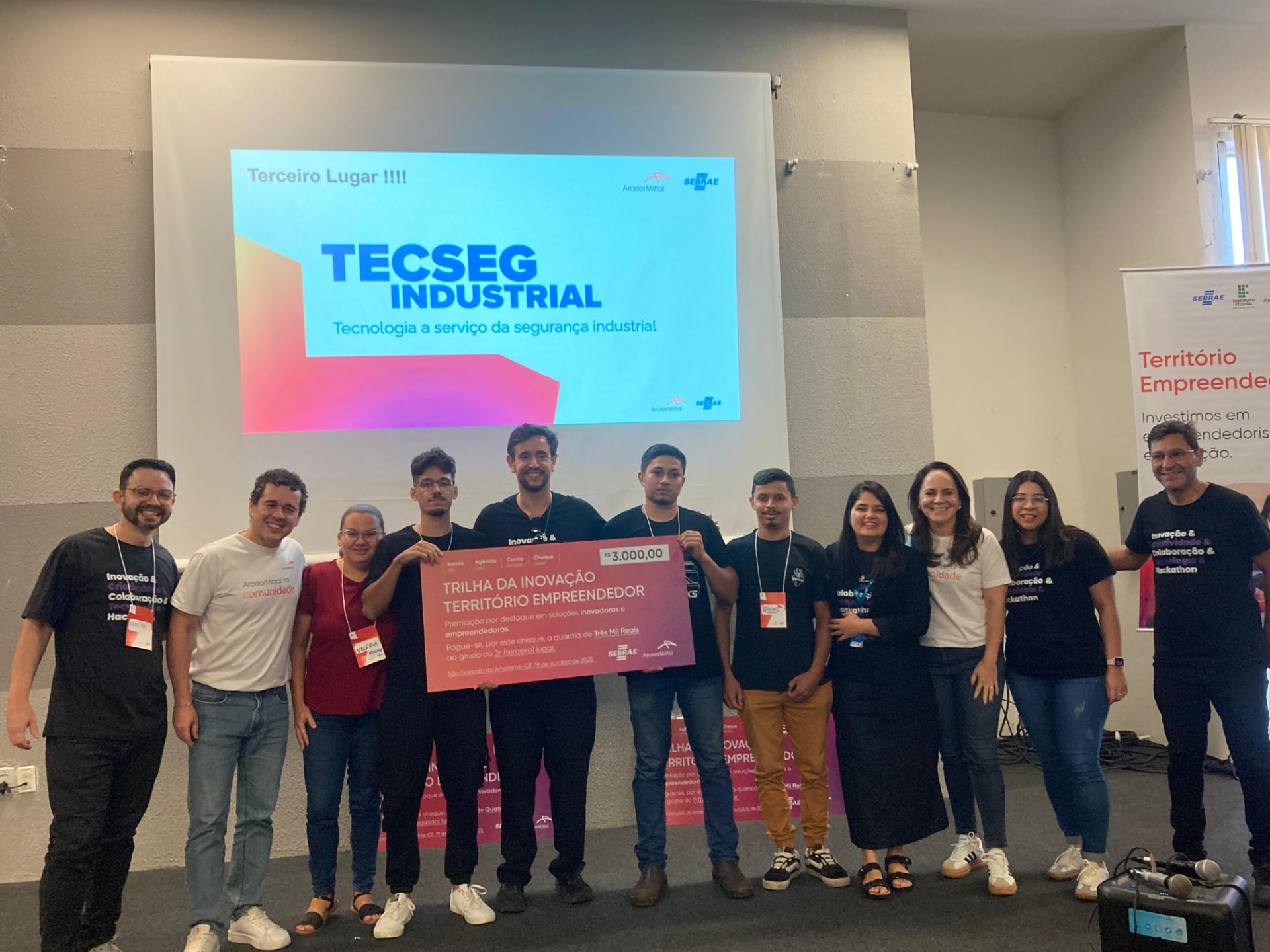 Equipe TecSeg Industrial premiada em 3º lugar